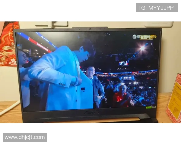 NBA今日冷门频现热火逆转开拓者杨瀚森见证历史时刻